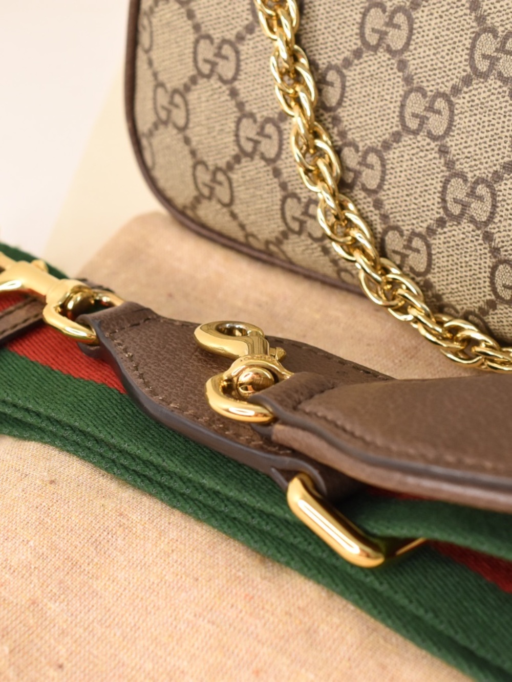 Ophidia small shoulder bag with chain and guitar strap - like new condition! - Picture 3 of 7